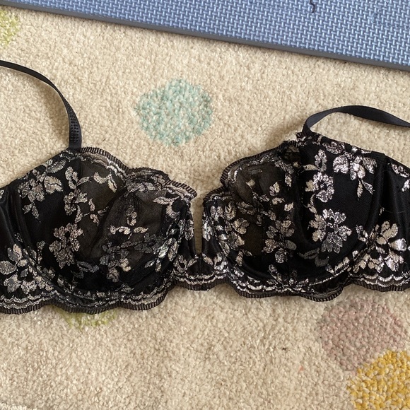 Victoria’s Secret Bra Dream Angels push-up without padding black and silver 32D - Picture 4 of 7